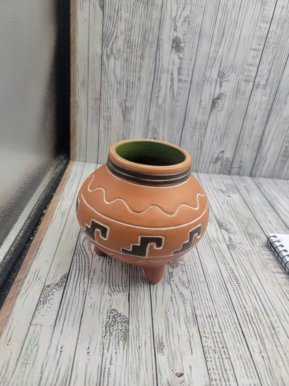 Vintage Mexican Folk Art Tripod Terracotta Planter.